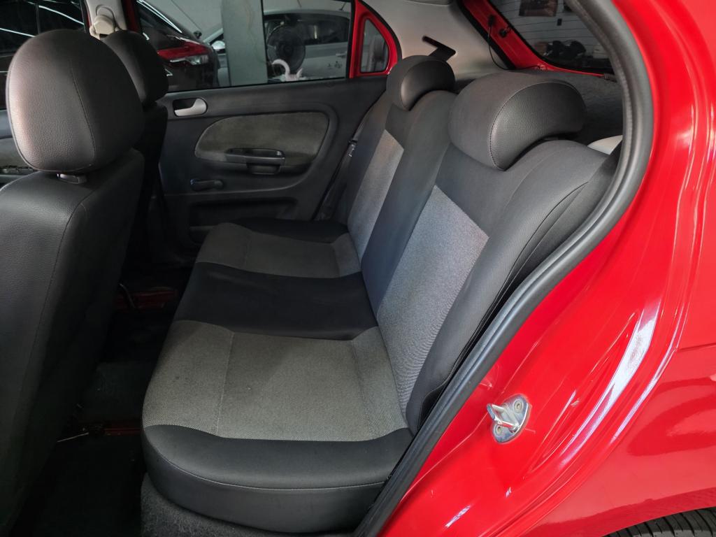 VOLKSWAGEN Gol - Foto