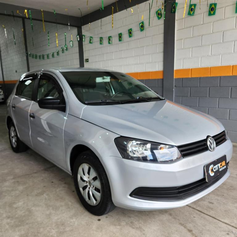 VOLKSWAGEN Gol