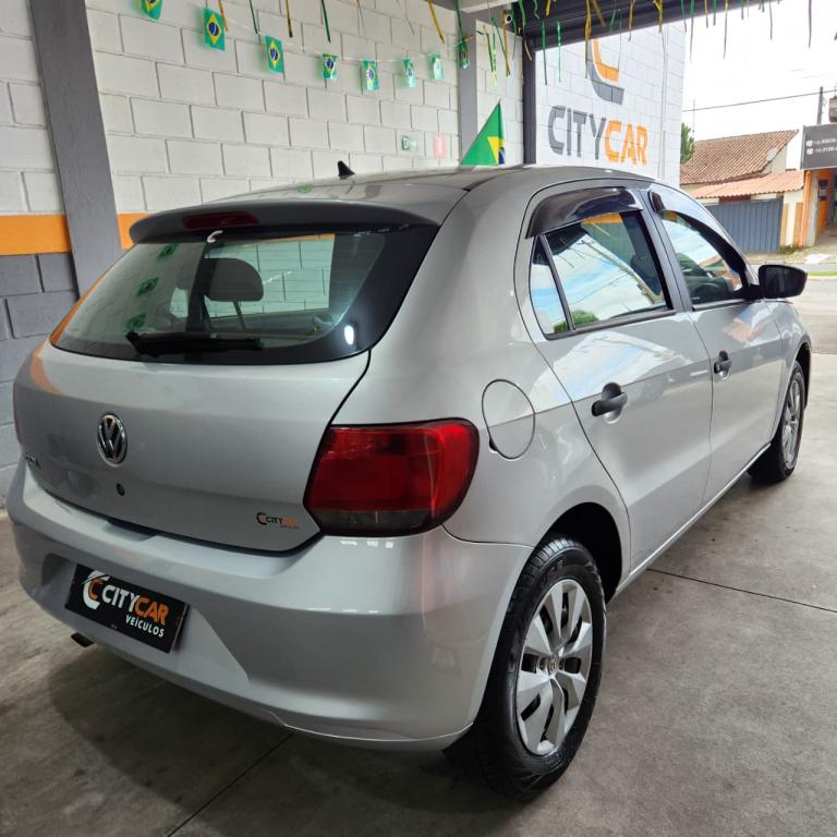 VOLKSWAGEN Gol - Foto
