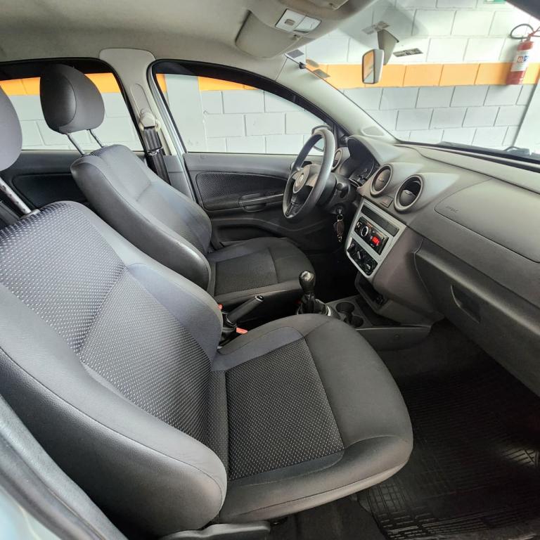 VOLKSWAGEN Gol - Foto