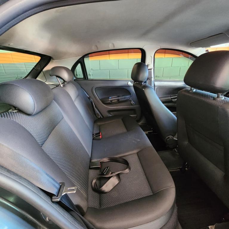 VOLKSWAGEN Gol - Foto