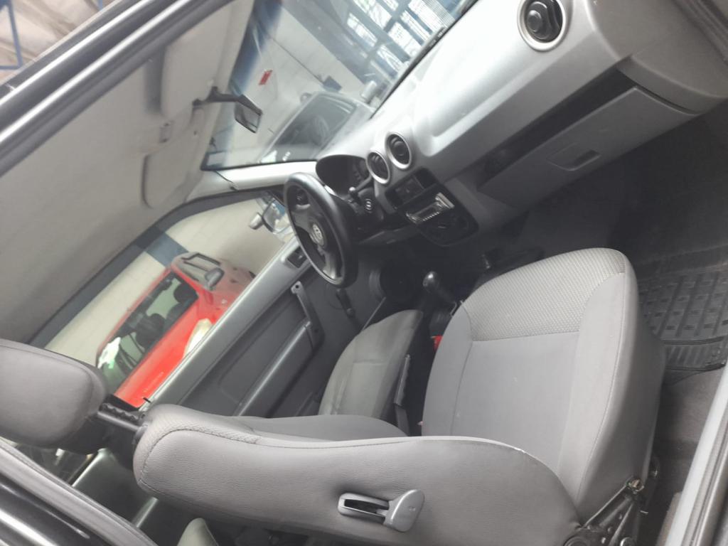 VOLKSWAGEN Gol - Foto