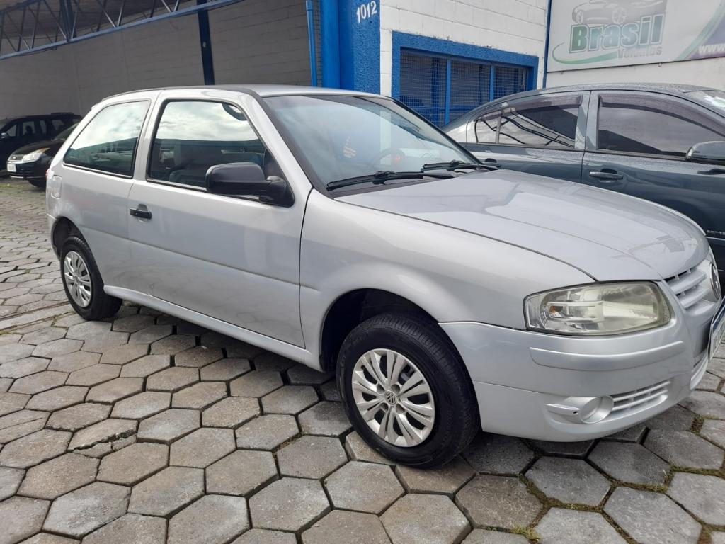 VOLKSWAGEN Gol