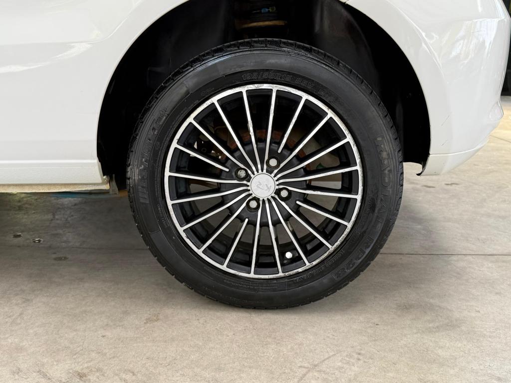 VOLKSWAGEN Gol - Foto