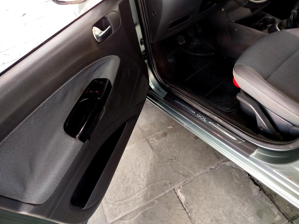 VOLKSWAGEN Gol - Foto