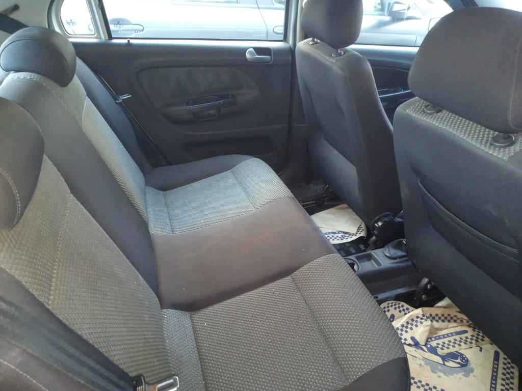VOLKSWAGEN Gol - Foto