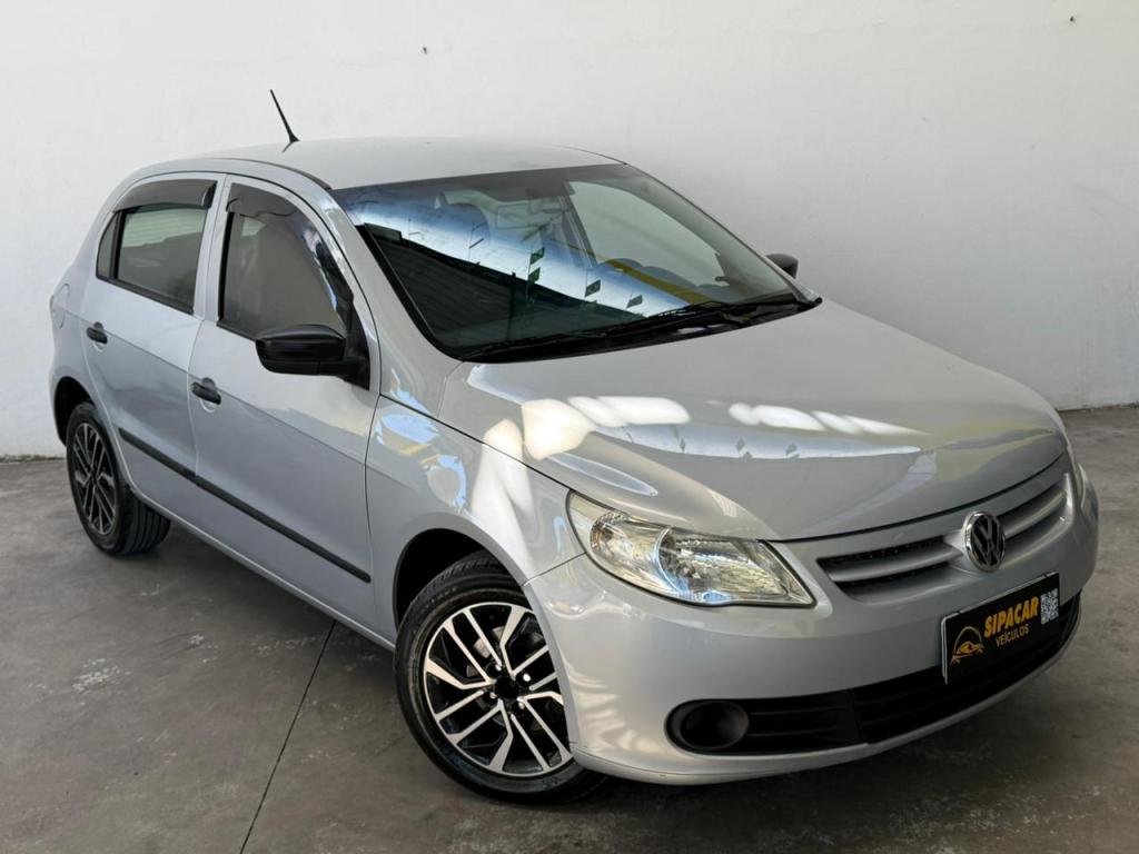 VOLKSWAGEN Gol