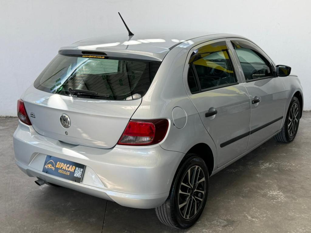 VOLKSWAGEN Gol - Foto
