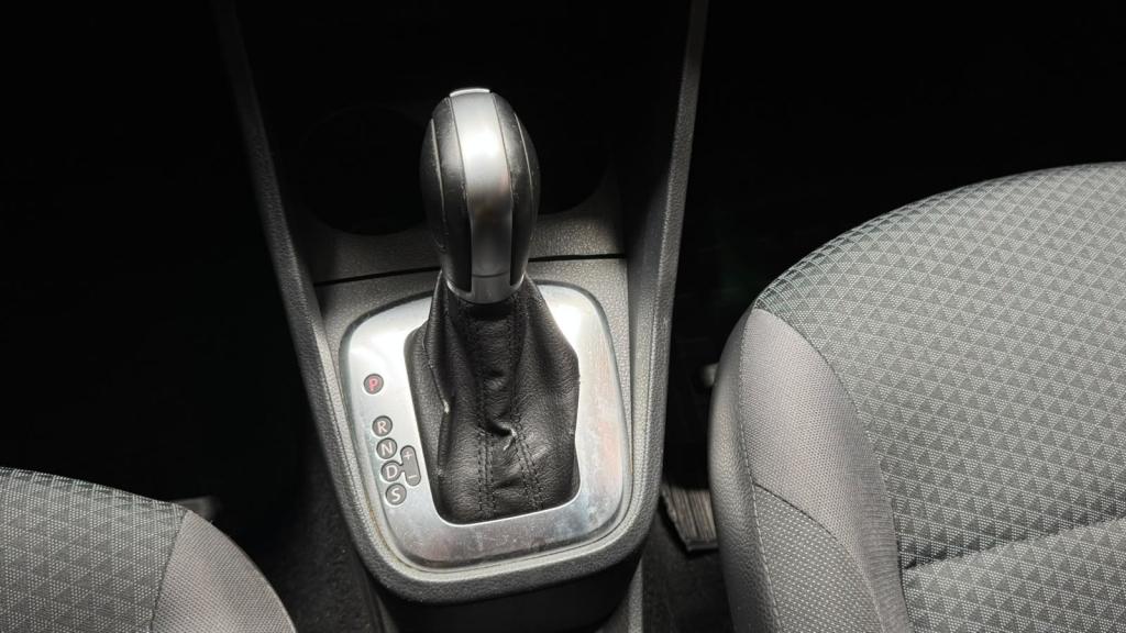 VOLKSWAGEN Gol - Foto