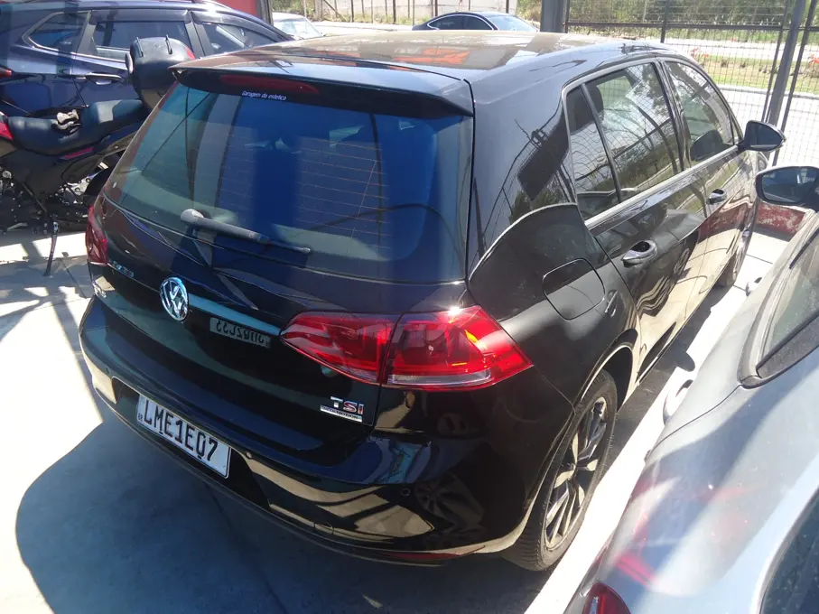 VOLKSWAGEN Golf - Foto