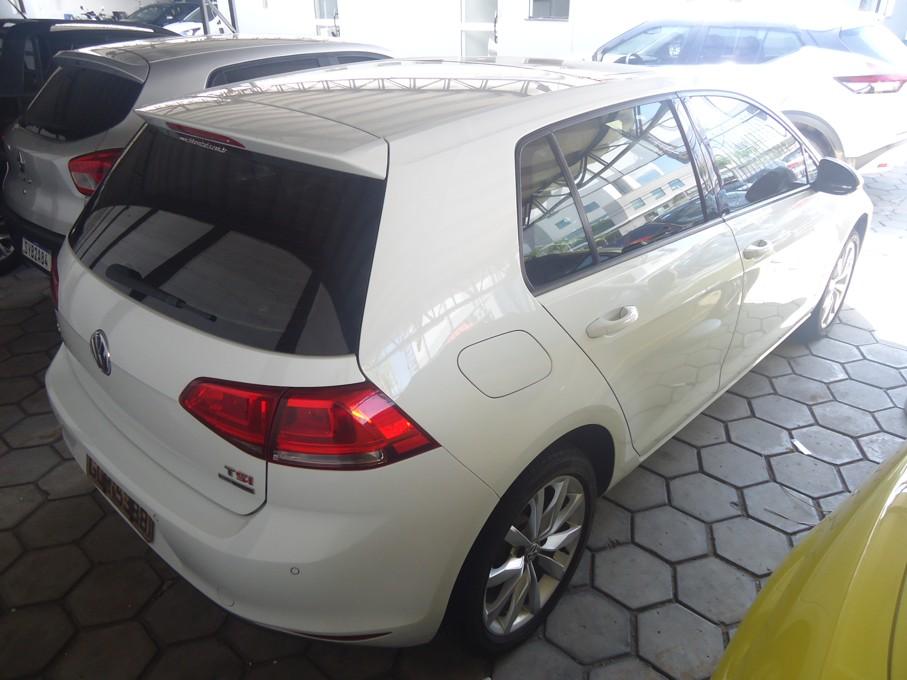 VOLKSWAGEN Golf - Foto