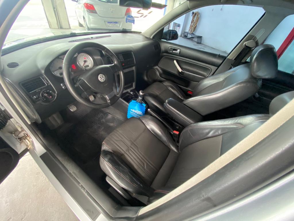 VOLKSWAGEN Golf - Foto