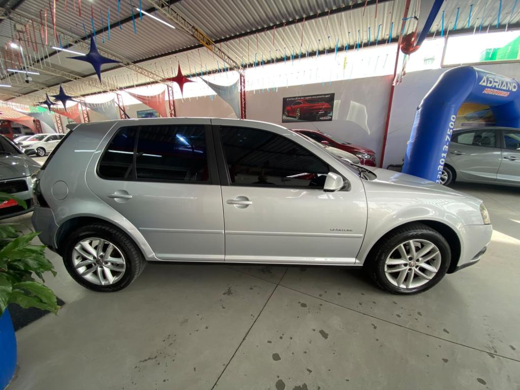 VOLKSWAGEN Golf - Foto