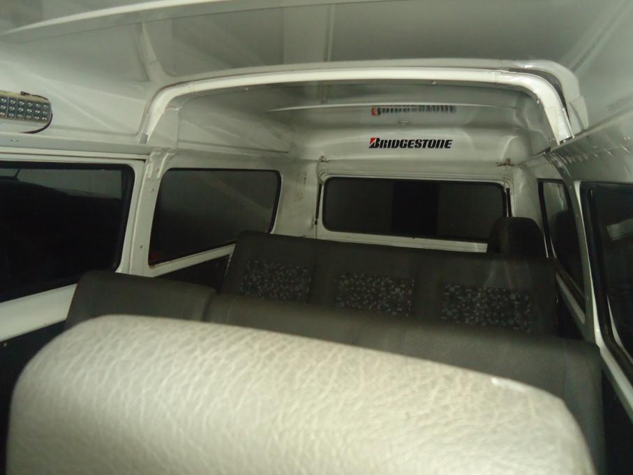 VOLKSWAGEN Kombi - Foto