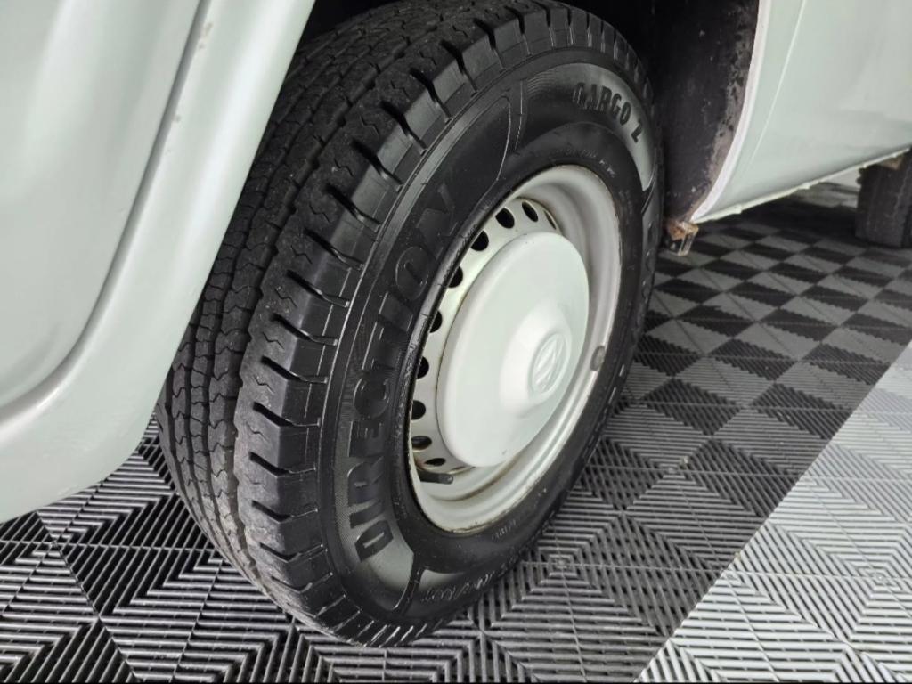 VOLKSWAGEN Kombi - Foto