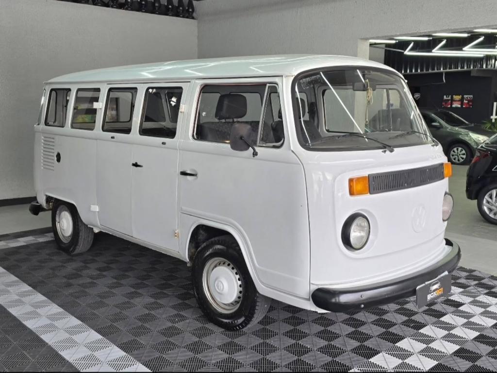 VOLKSWAGEN Kombi - Foto