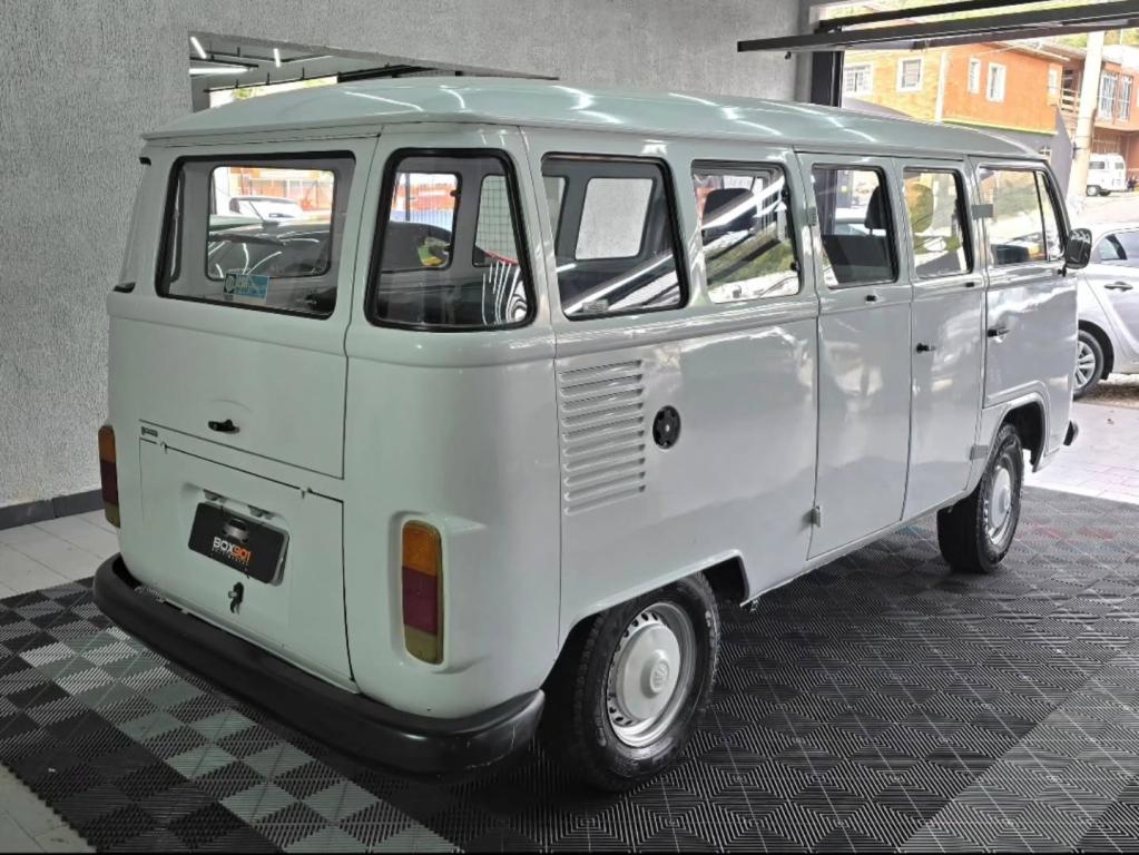 VOLKSWAGEN Kombi - Foto