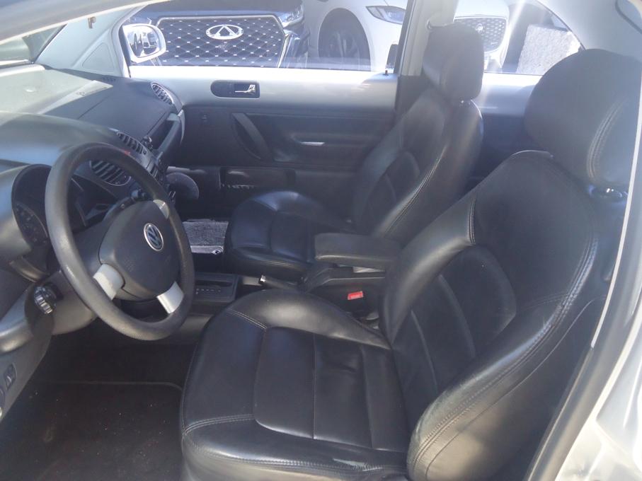 VOLKSWAGEN New Beetle - Foto