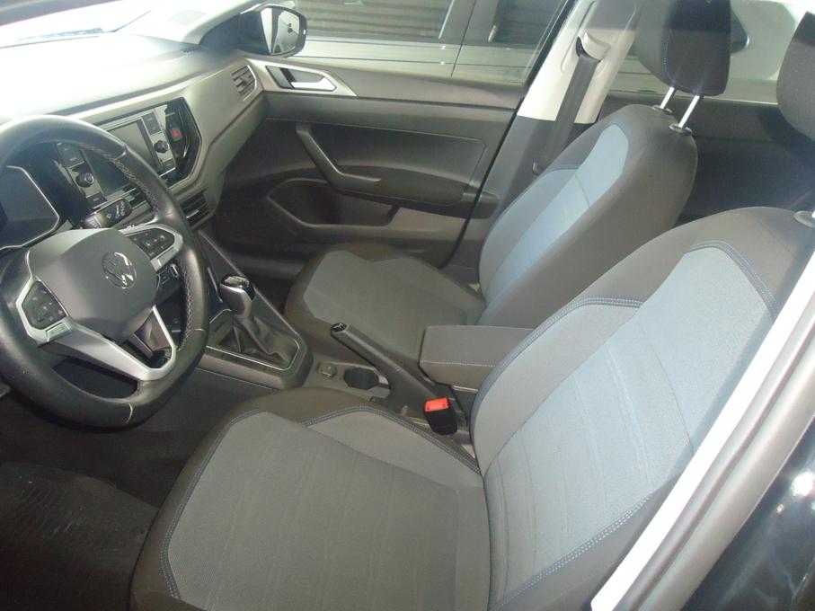 VOLKSWAGEN Nivus - Foto