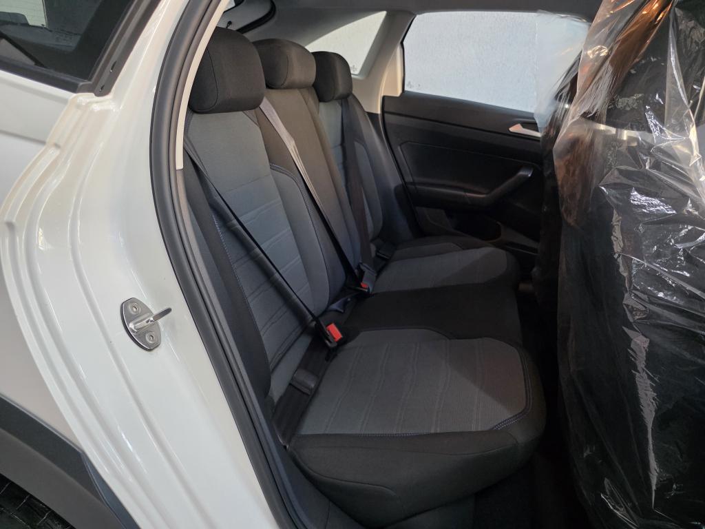 VOLKSWAGEN Nivus - Foto