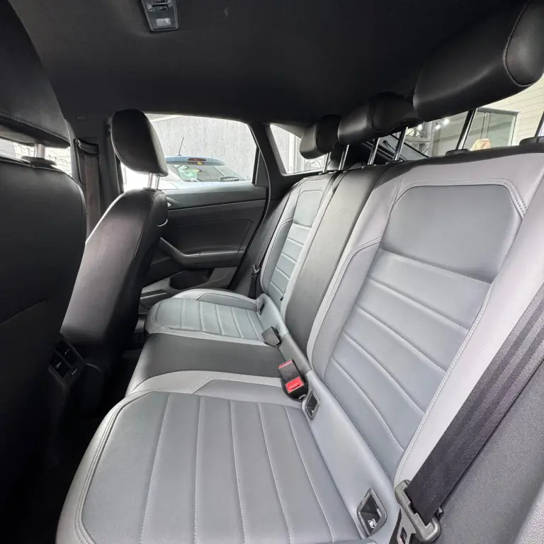 VOLKSWAGEN Nivus - Foto