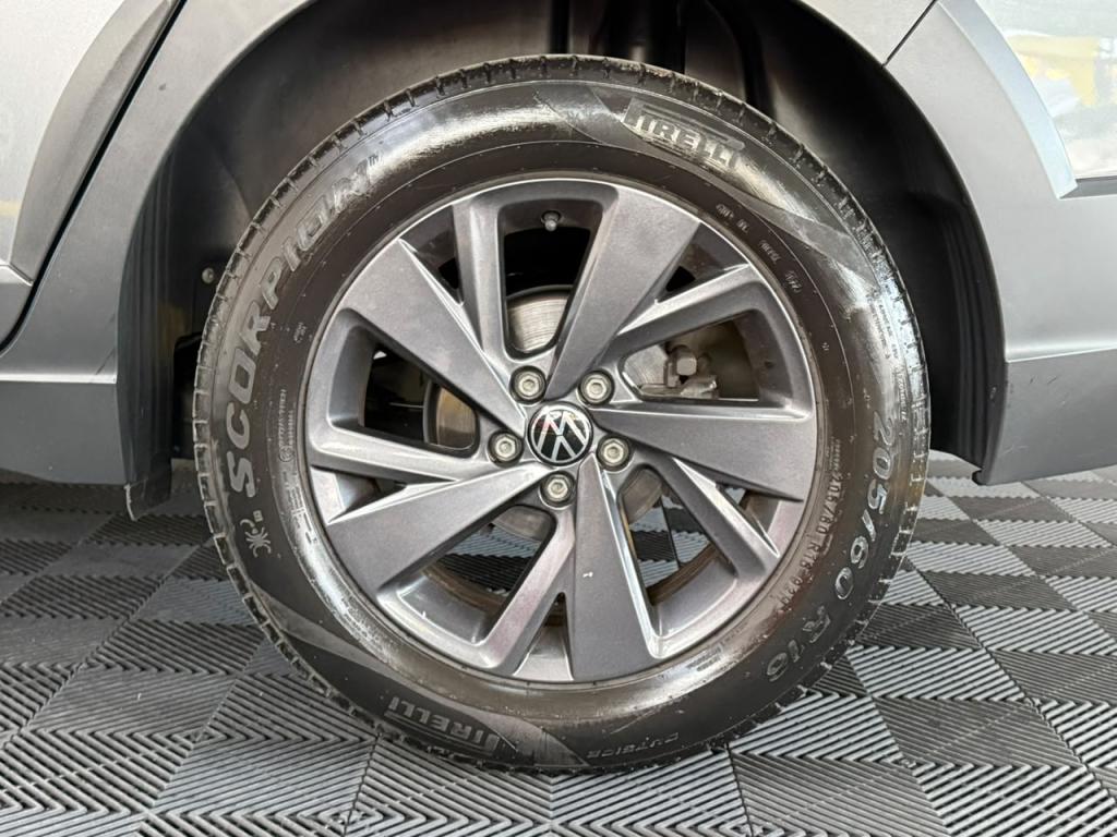 VOLKSWAGEN Nivus - Foto
