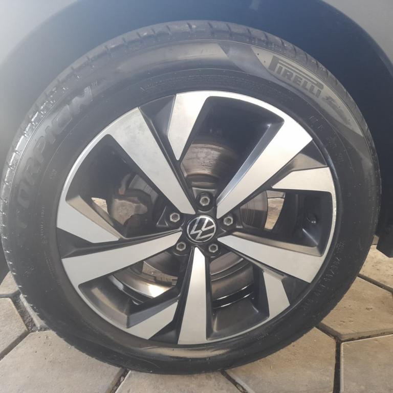 VOLKSWAGEN Nivus - Foto