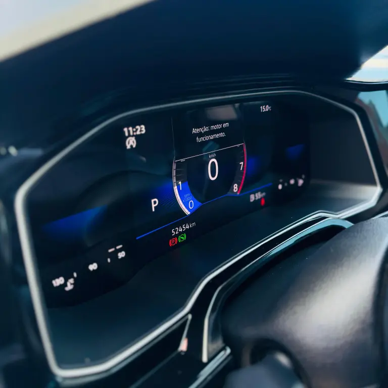 VOLKSWAGEN Polo Hatch - Foto