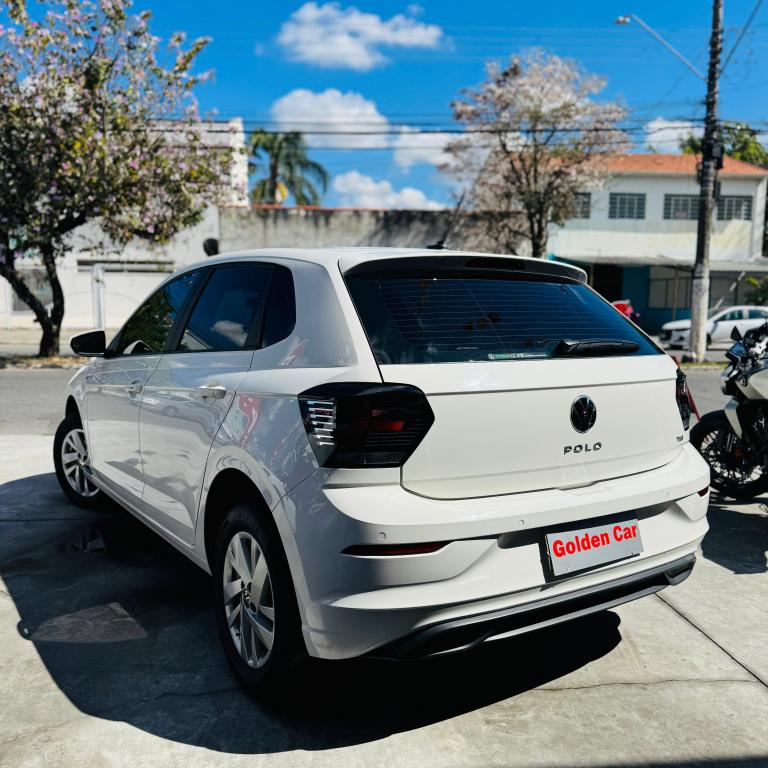 VOLKSWAGEN Polo Hatch - Foto