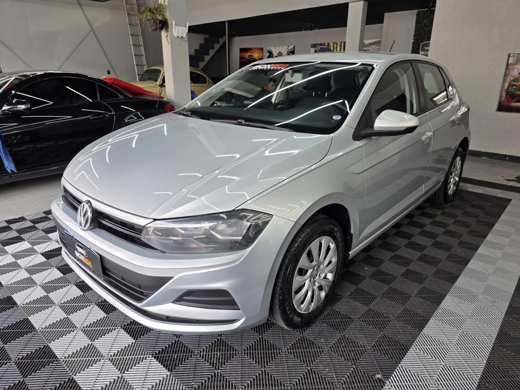 VOLKSWAGEN Polo Hatch - Foto