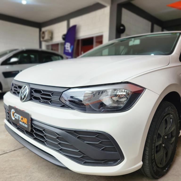 VOLKSWAGEN Polo Hatch - Foto