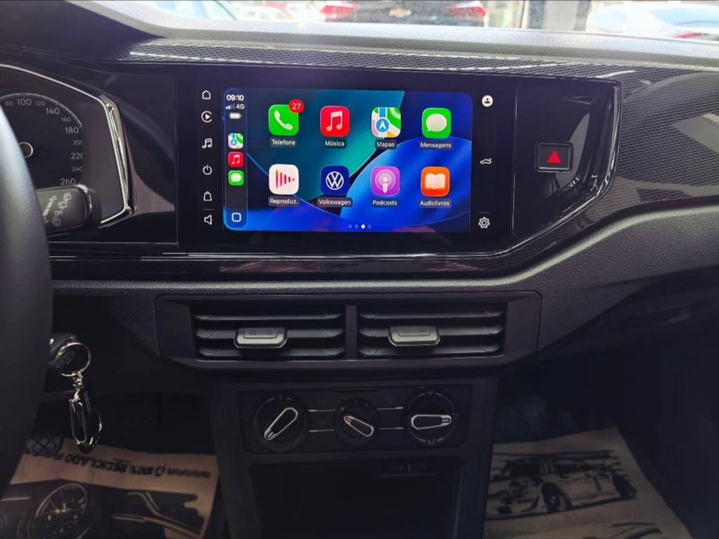 VOLKSWAGEN Polo Hatch - Foto