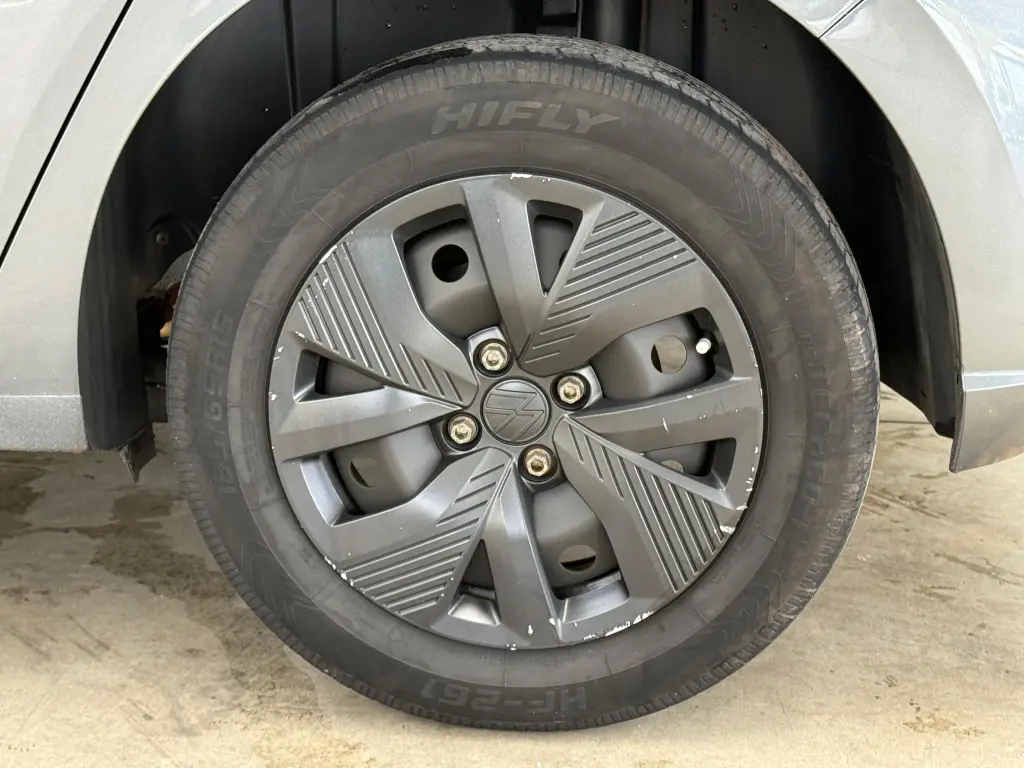 VOLKSWAGEN Polo Hatch - Foto