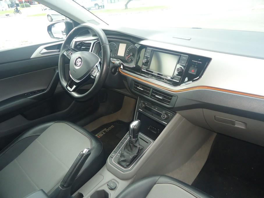 VOLKSWAGEN Polo Hatch - Foto