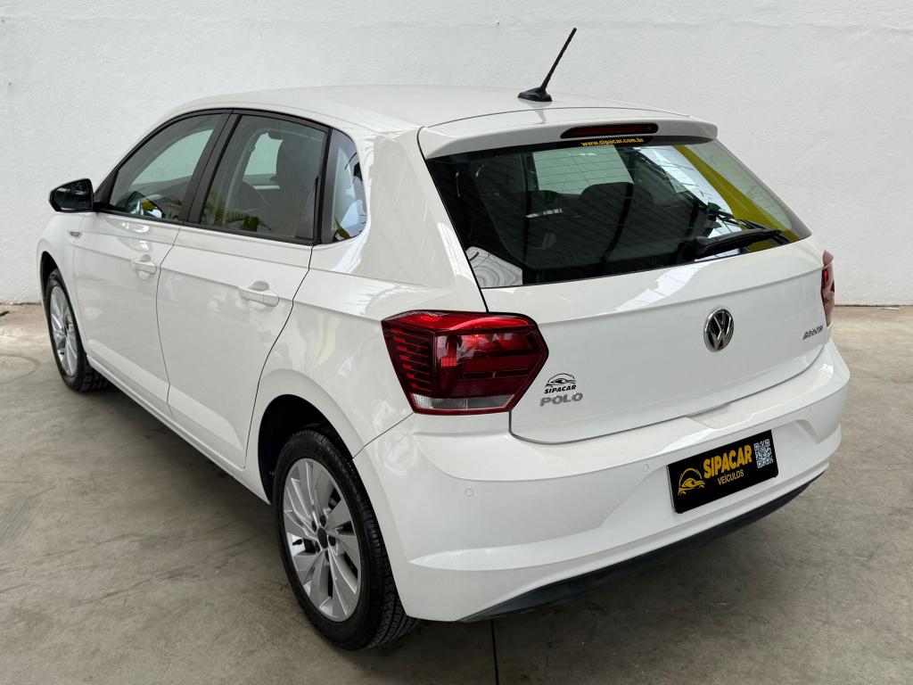 VOLKSWAGEN Polo Hatch - Foto