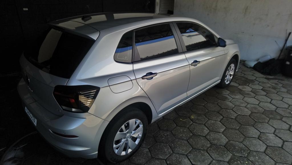 VOLKSWAGEN Polo Hatch - Foto