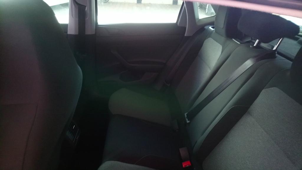 VOLKSWAGEN Polo Hatch - Foto