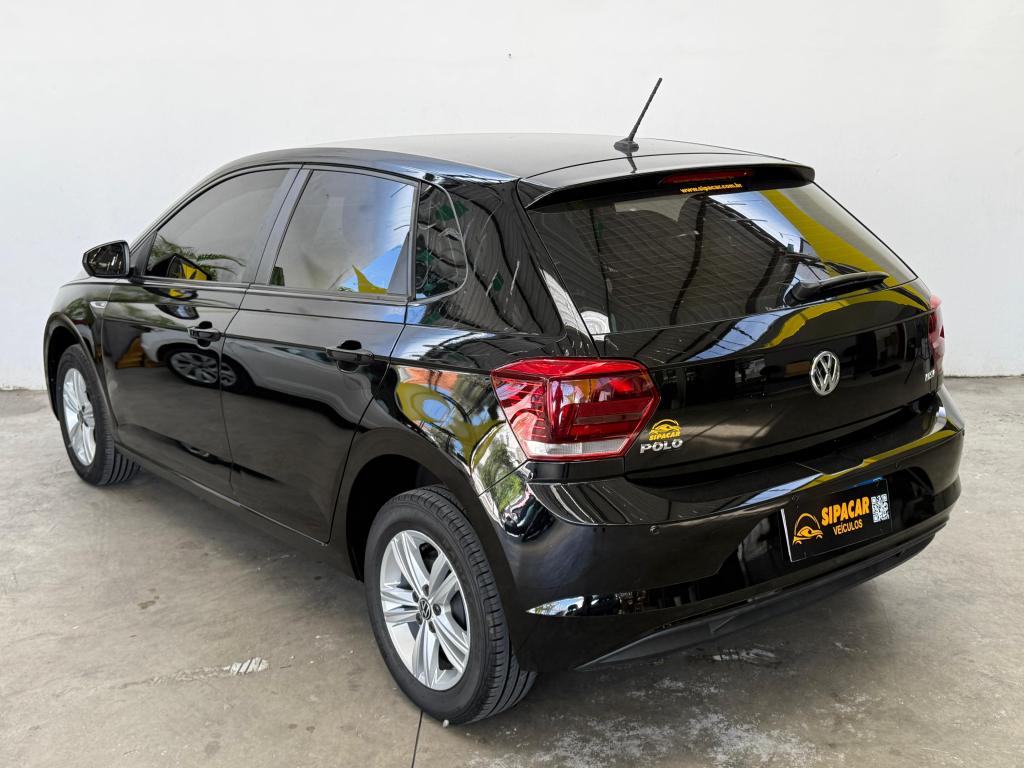 VOLKSWAGEN Polo Hatch - Foto