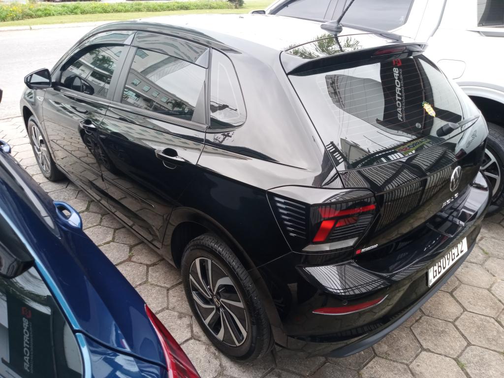VOLKSWAGEN Polo Hatch - Foto