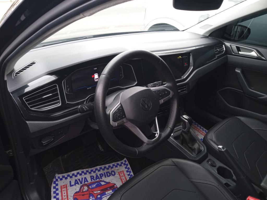 VOLKSWAGEN Polo Hatch - Foto