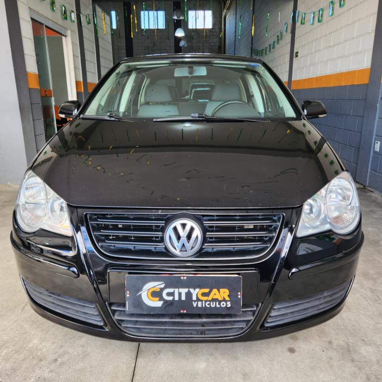 VOLKSWAGEN Polo Hatch - Foto