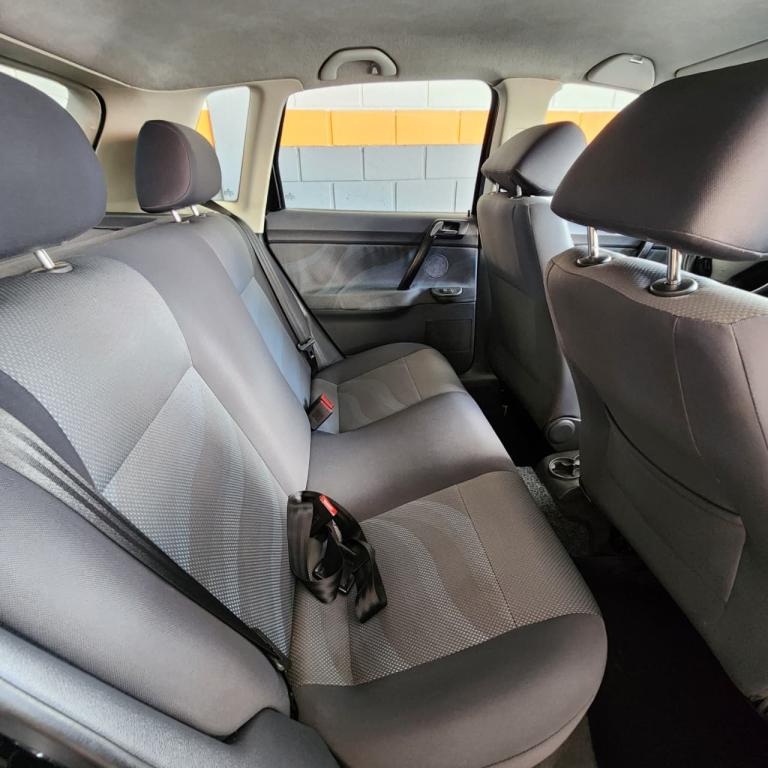 VOLKSWAGEN Polo Hatch - Foto