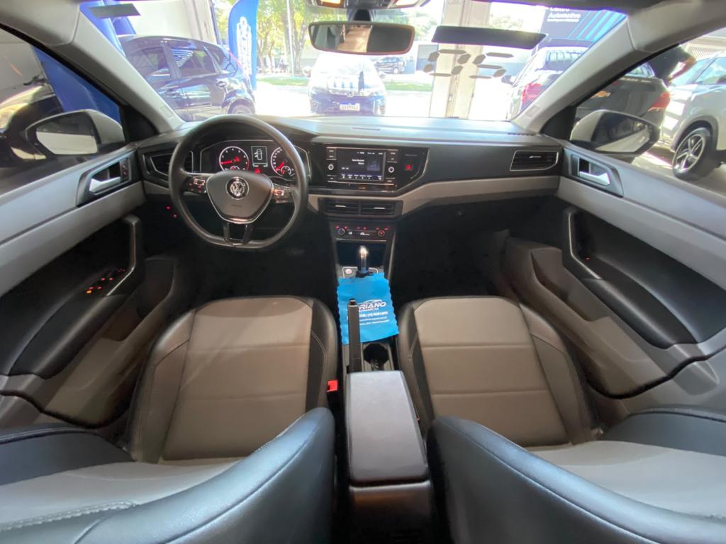 VOLKSWAGEN Polo Hatch - Foto