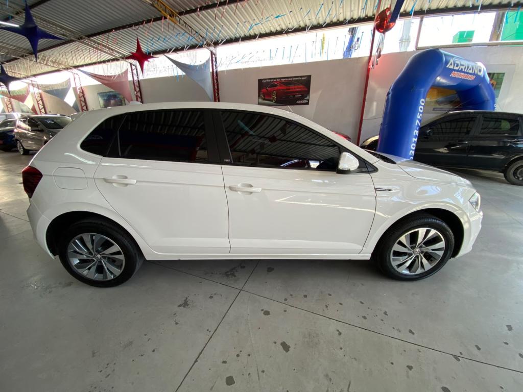 VOLKSWAGEN Polo Hatch - Foto