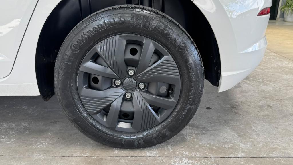 VOLKSWAGEN Polo Hatch - Foto