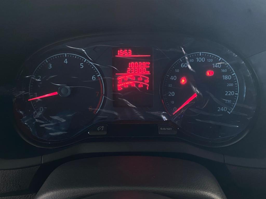 VOLKSWAGEN Saveiro - Foto