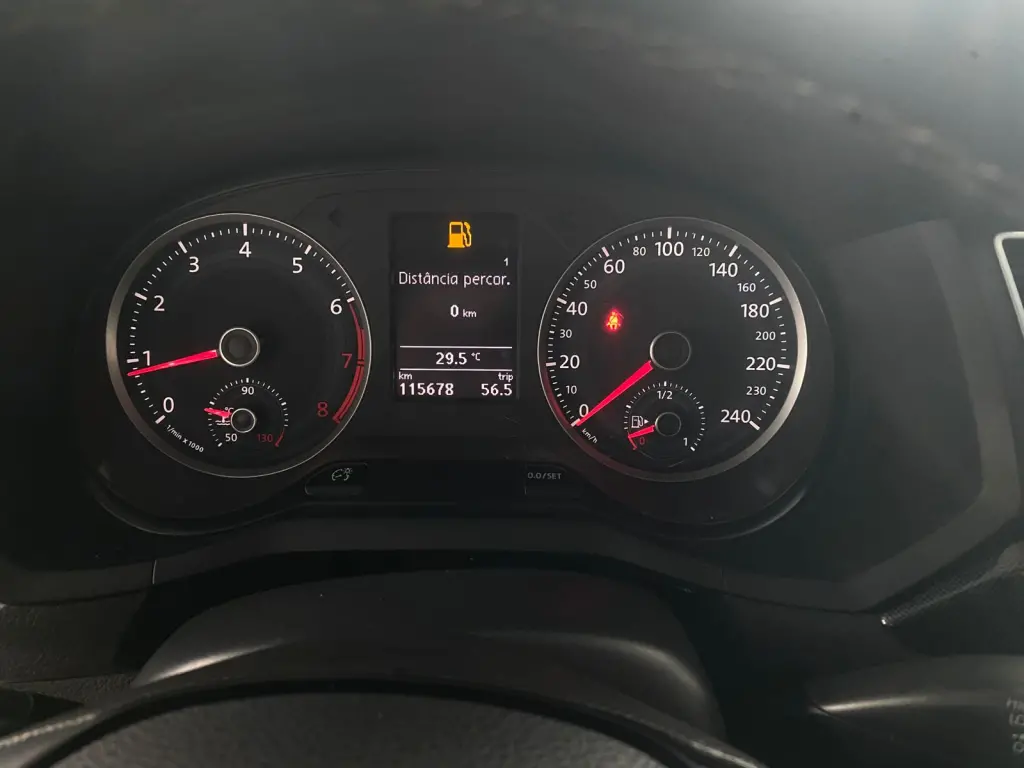 VOLKSWAGEN Saveiro - Foto