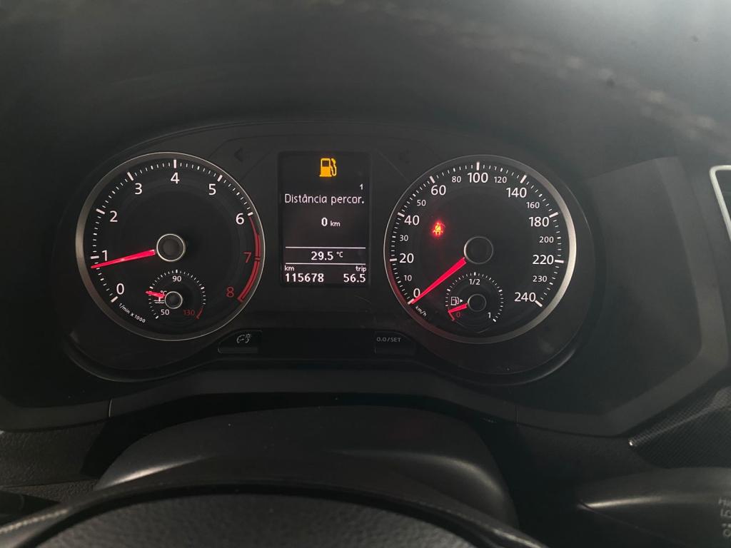 VOLKSWAGEN Saveiro - Foto