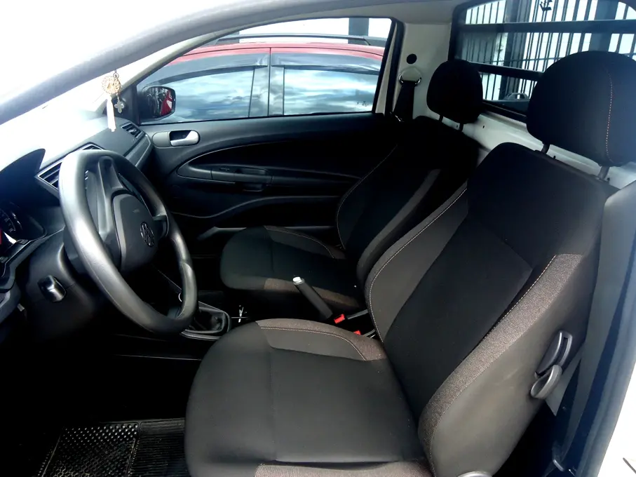 VOLKSWAGEN Saveiro - Foto