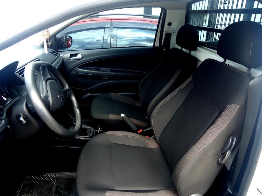 VOLKSWAGEN Saveiro - Foto